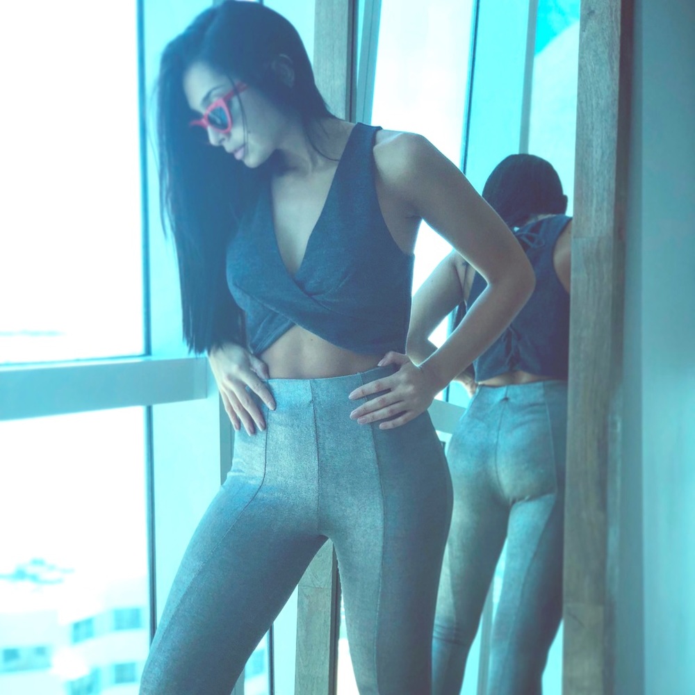 Crop top